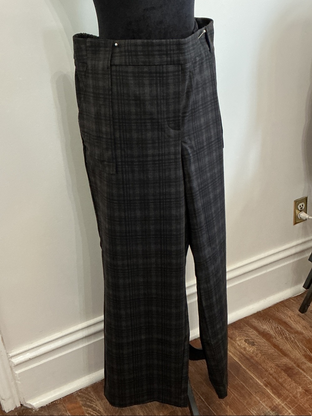 Pennington pants plaid dark brown and black 2x